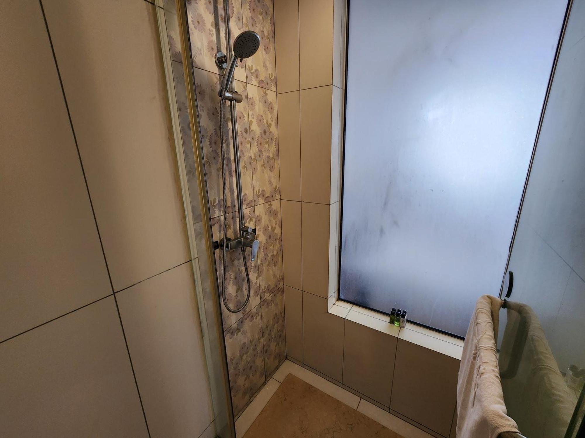 Dmall Hotel Kigali Eksteriør bilde