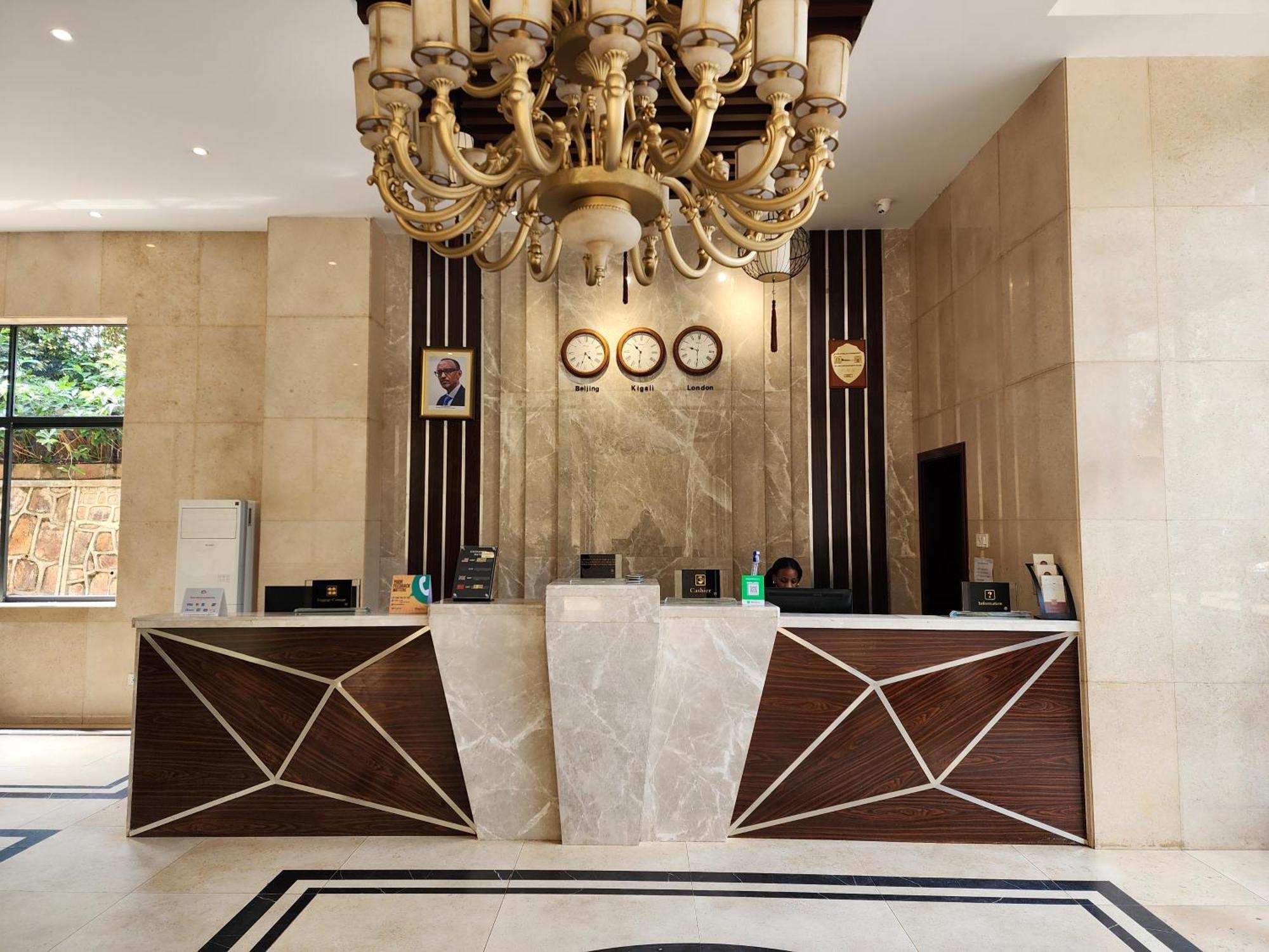 Dmall Hotel Kigali Eksteriør bilde
