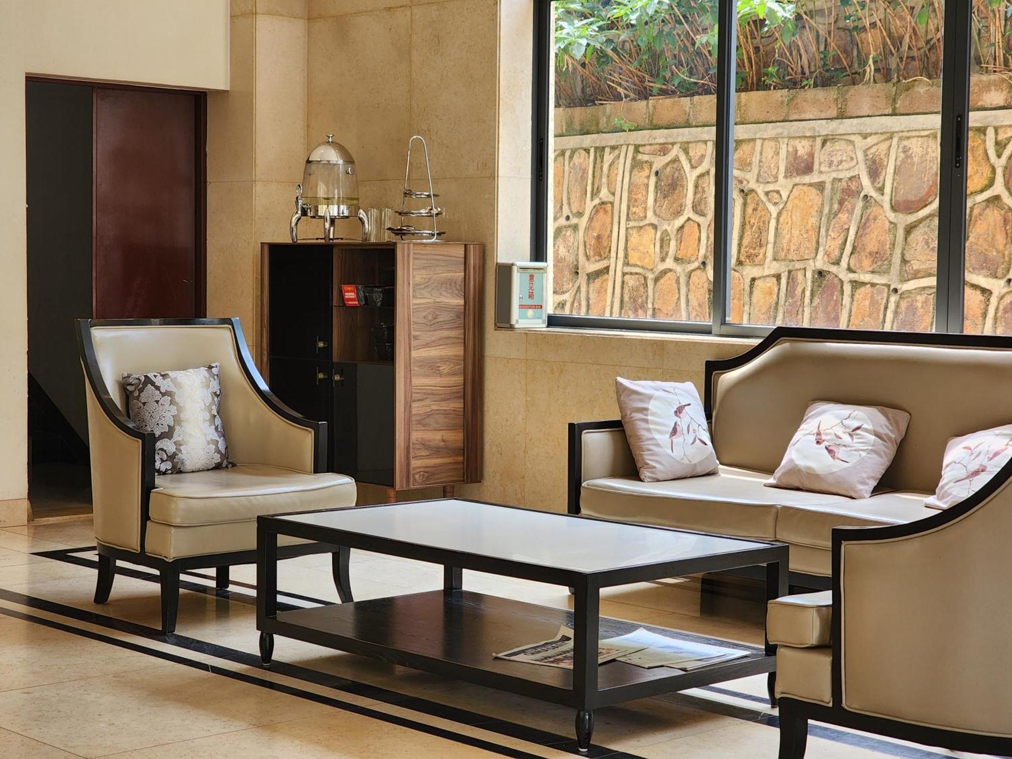 Dmall Hotel Kigali Eksteriør bilde