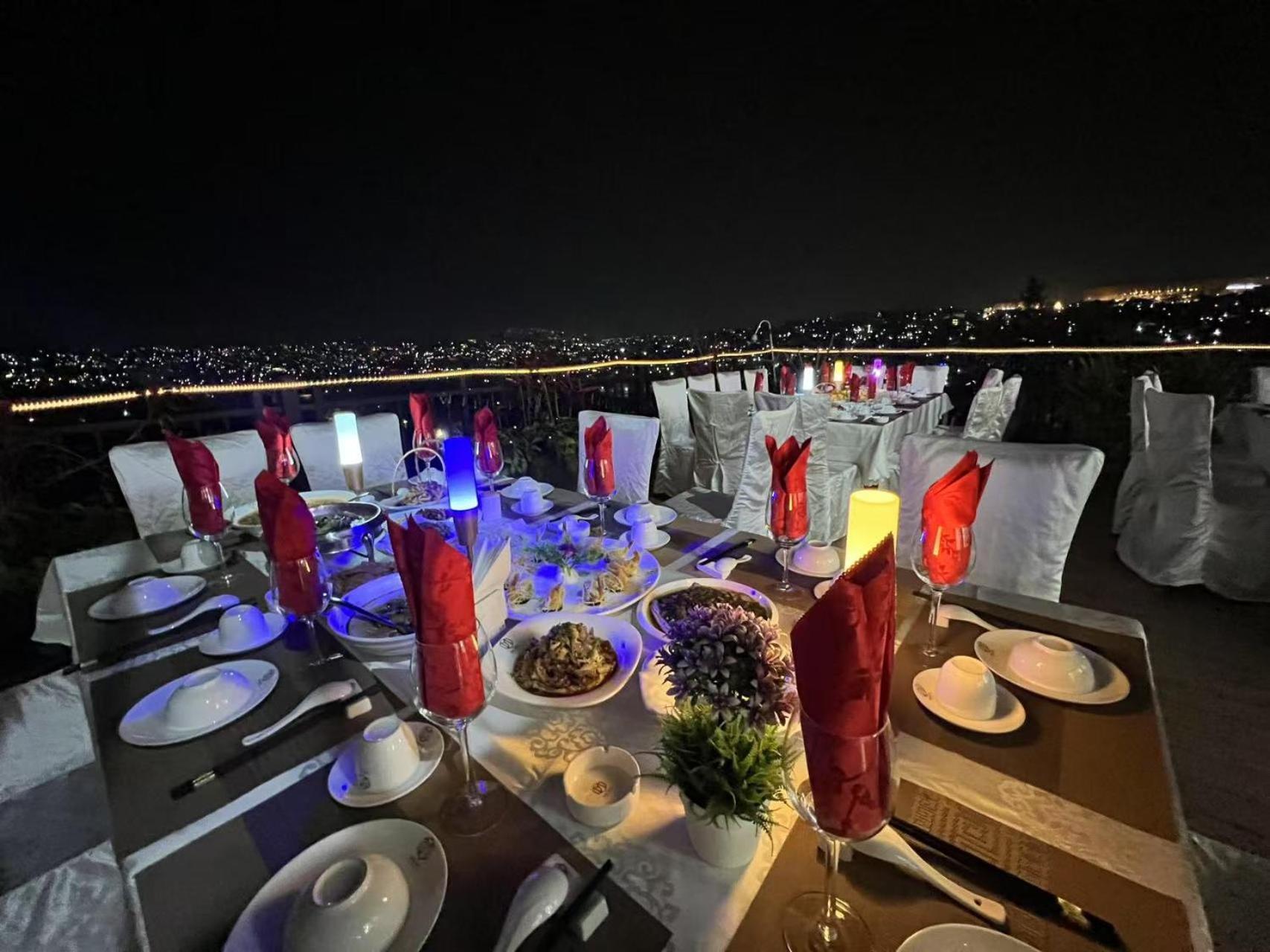 Dmall Hotel Kigali Eksteriør bilde