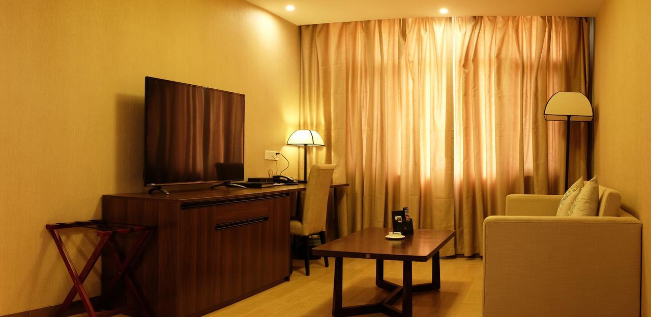 Dmall Hotel Kigali Eksteriør bilde