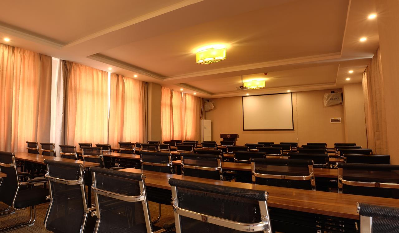 Dmall Hotel Kigali Eksteriør bilde